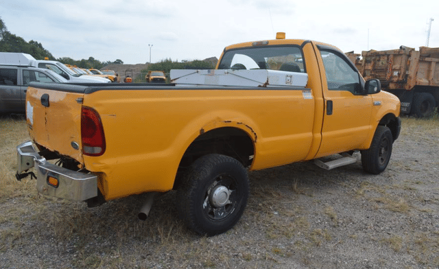 Image of Ford F-250 equipment image 1