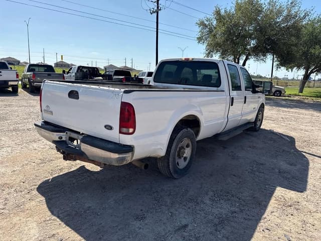 Image of Ford F-250 equipment image 4