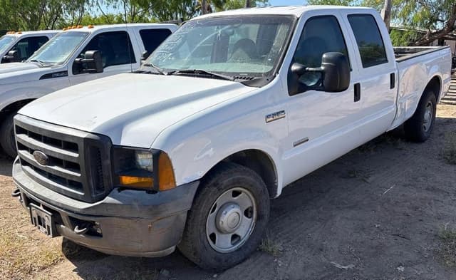 Image of Ford F-250 equipment image 1