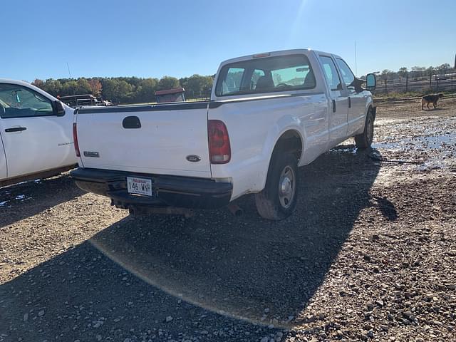 Image of Ford F-250 equipment image 4