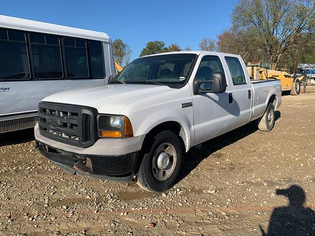 Image of Ford F-250 equipment image 1