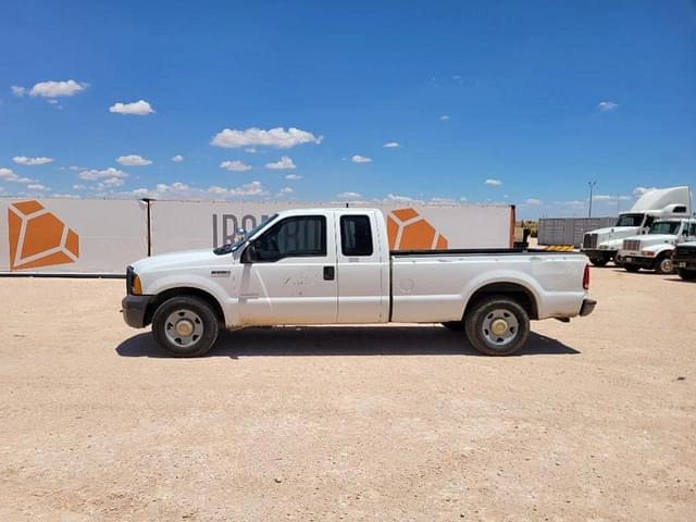 Image of Ford F-250 equipment image 1