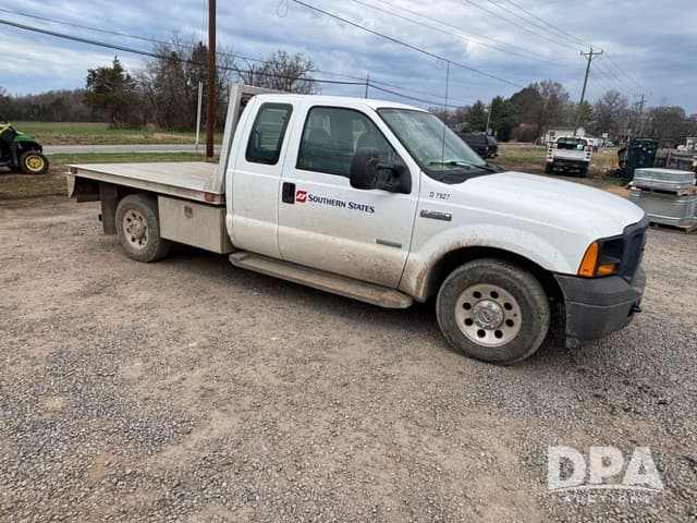 Image of Ford F-250 equipment image 1