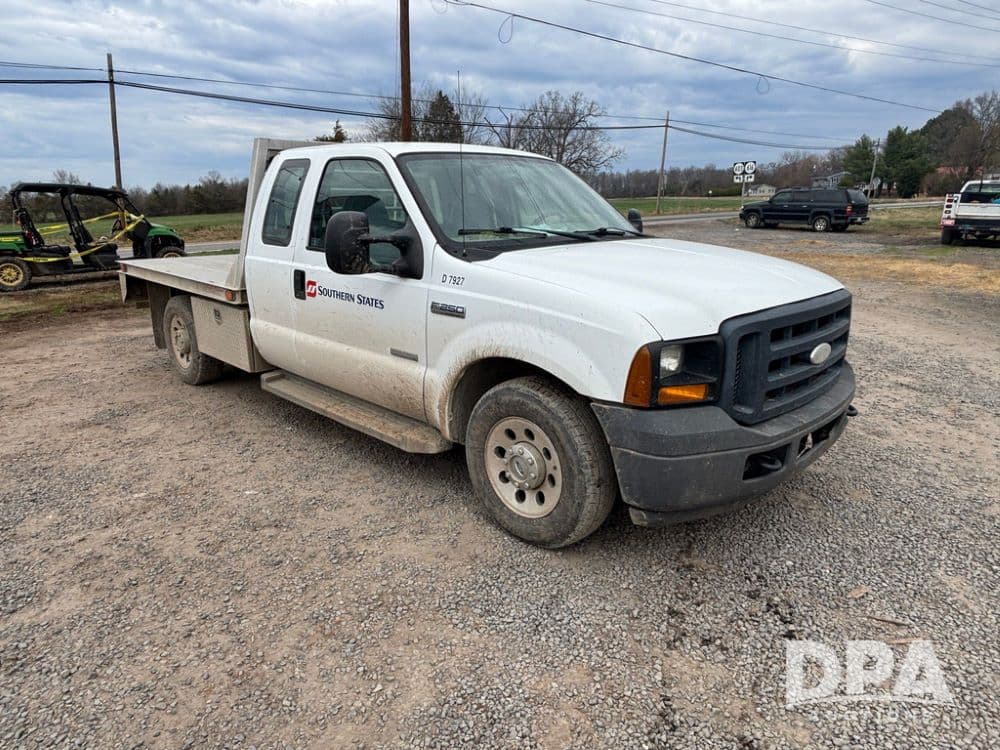 Image of Ford F-250 Primary image