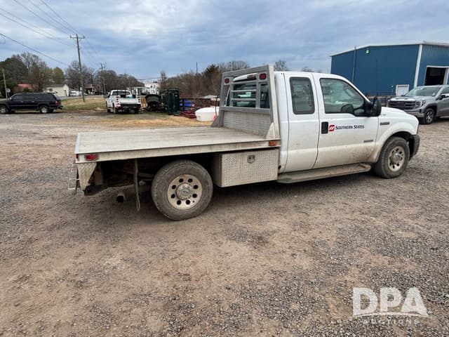 Image of Ford F-250 equipment image 4