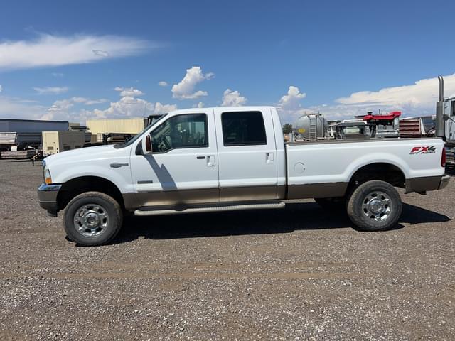 Image of Ford F-350 equipment image 1
