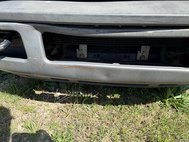 Image of Ford F-350 equipment image 2