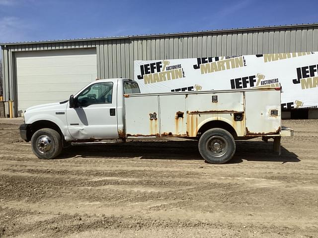 Thumbnail image Ford F-350 7