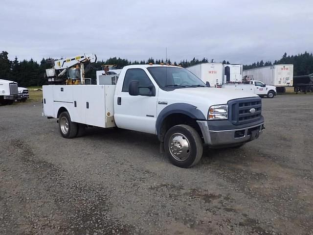 Image of Ford F-450 equipment image 1