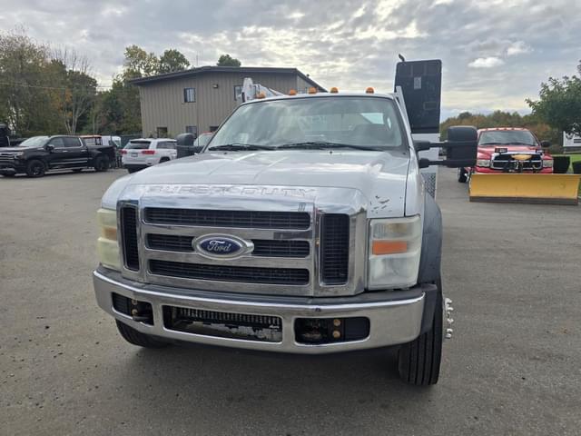 Image of Ford F-450 equipment image 1