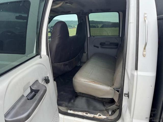 Image of Ford F-450 equipment image 1