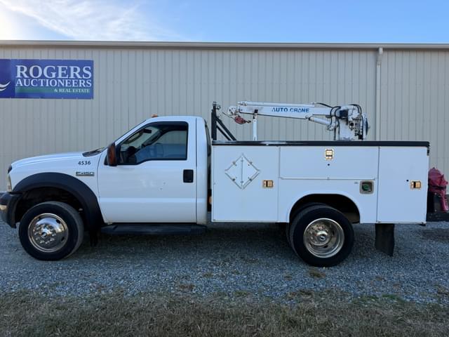 Image of Ford F-450 equipment image 1