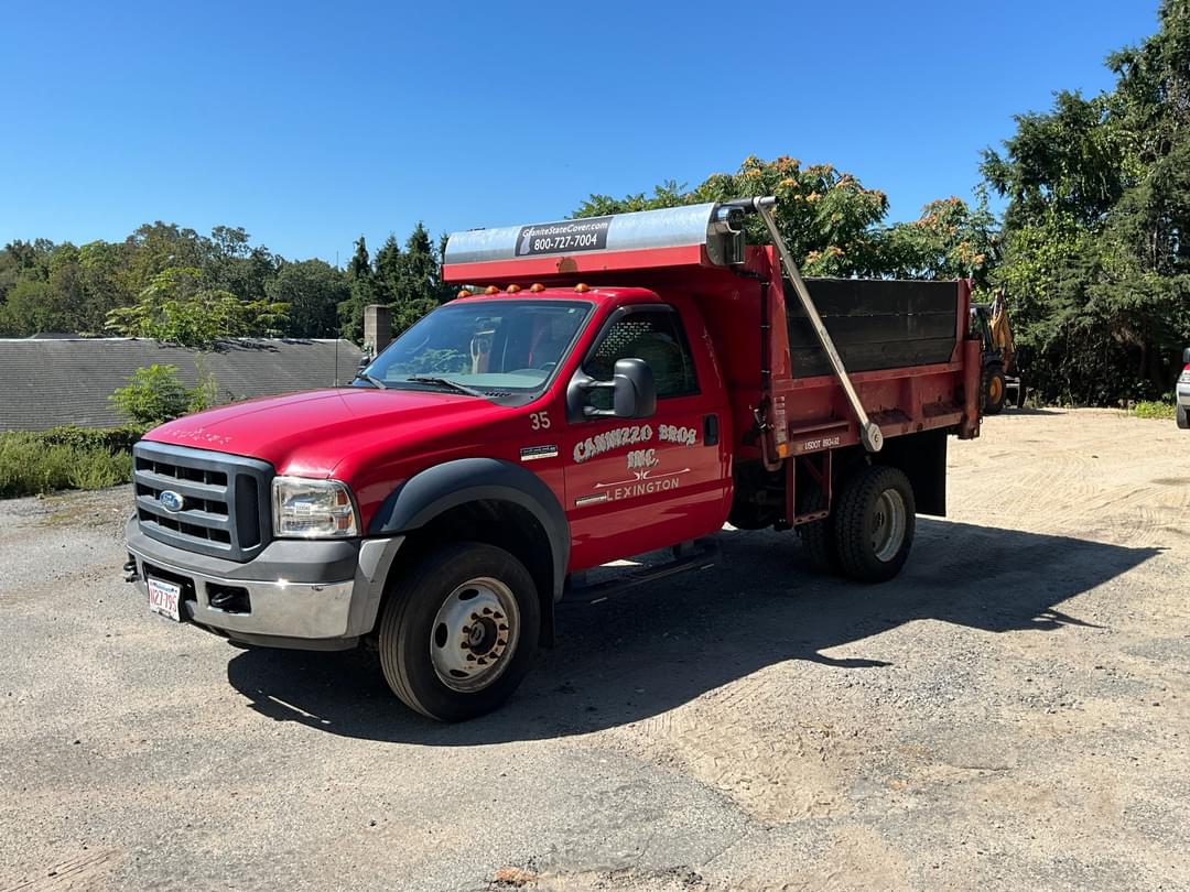 Image of Ford F-550 Primary image