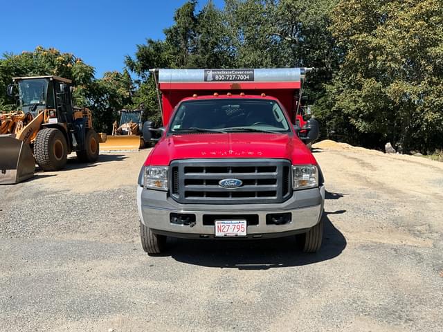 Image of Ford F-550 equipment image 1
