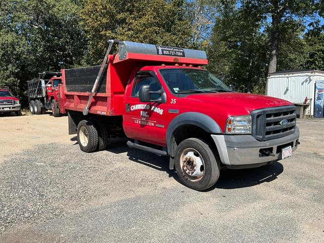 Image of Ford F-550 equipment image 2