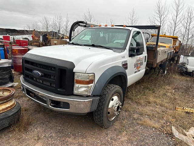 Image of Ford F-550 equipment image 1