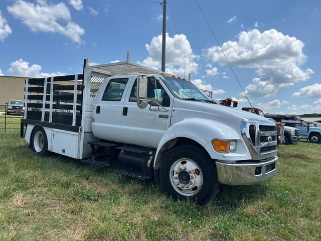 Image of Ford F-650 equipment image 2