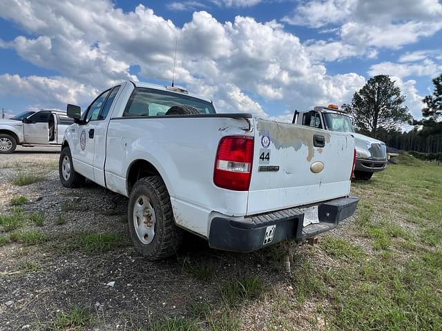 Image of Ford F-150 equipment image 3