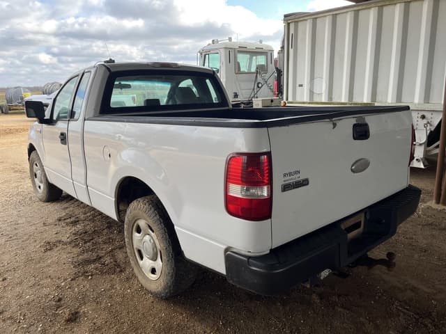 Image of Ford F-150 equipment image 3