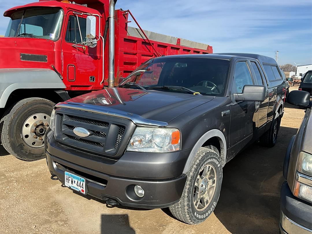 Image of Ford F-150 Primary image