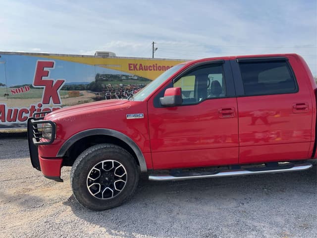 Image of Ford F-150 equipment image 4