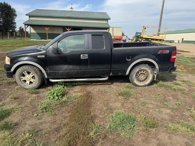 Image of Ford F-150 equipment image 1