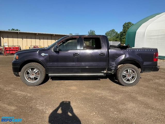 Image of Ford F-150 equipment image 1