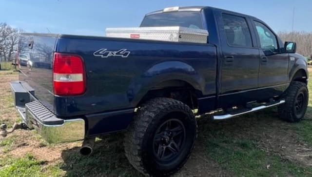 Image of Ford F-150 equipment image 3