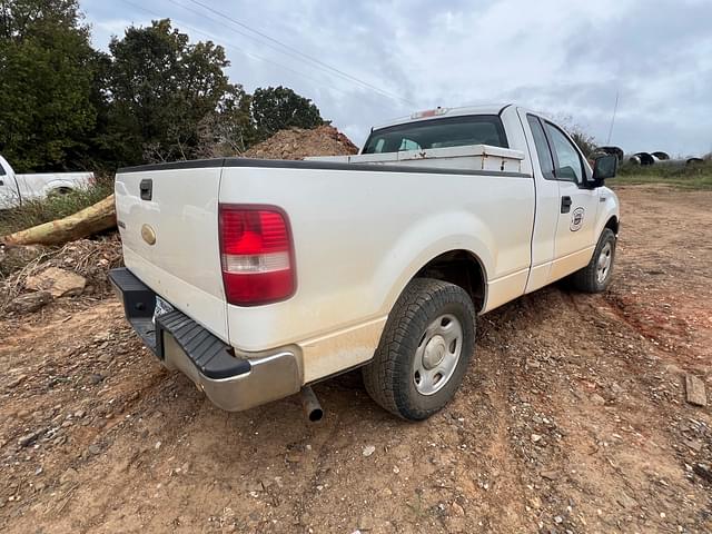 Image of Ford F-150 equipment image 2