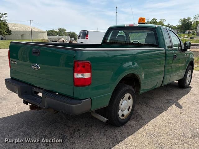 Image of Ford F-150 equipment image 4
