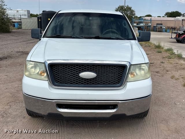 Image of Ford F-150 equipment image 1
