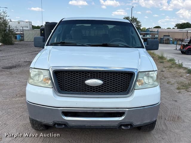 Image of Ford F-150 equipment image 1