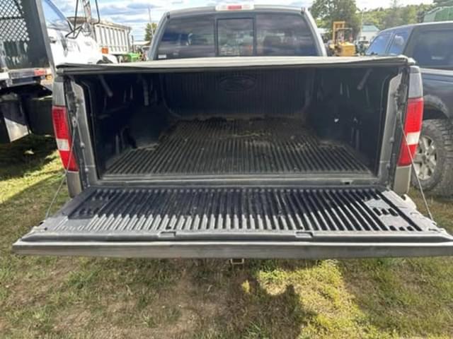 Image of Ford F-150 equipment image 4