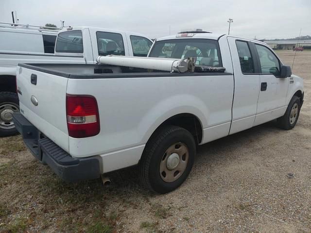 Image of Ford F-150 equipment image 2