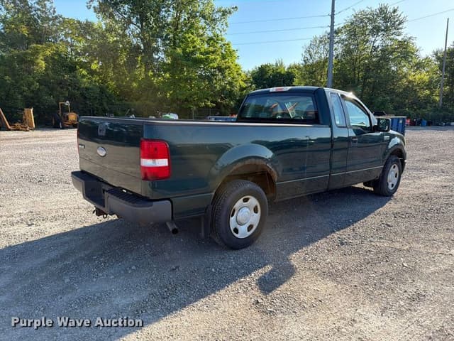 Image of Ford F-150 equipment image 4