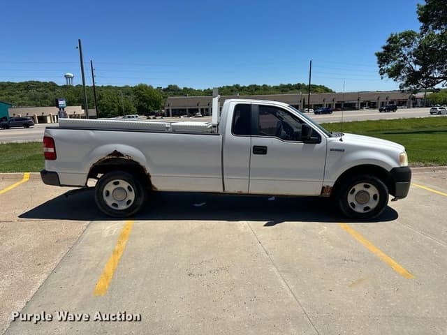 Image of Ford F-150 equipment image 3
