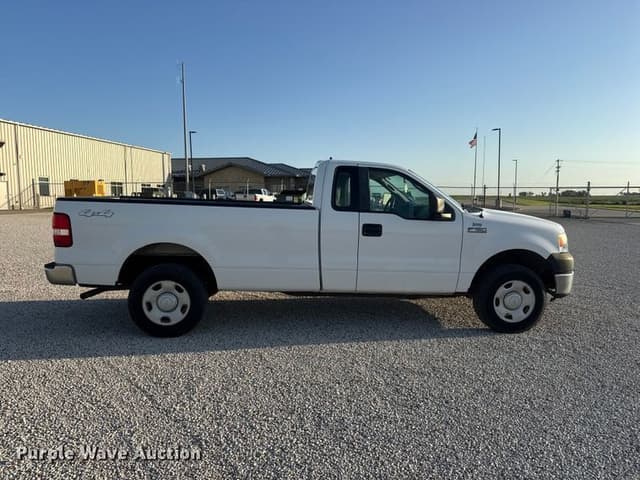 Image of Ford F-150 equipment image 3