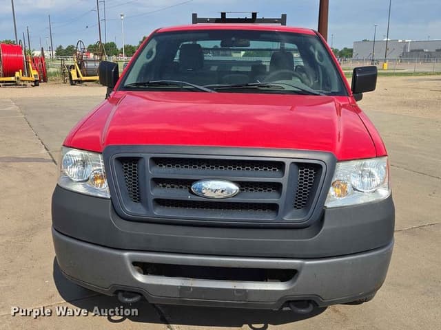 Image of Ford F-150 equipment image 1