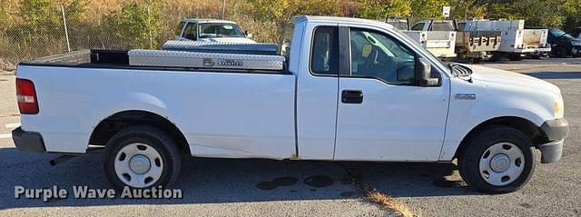 Image of Ford F-150 equipment image 3