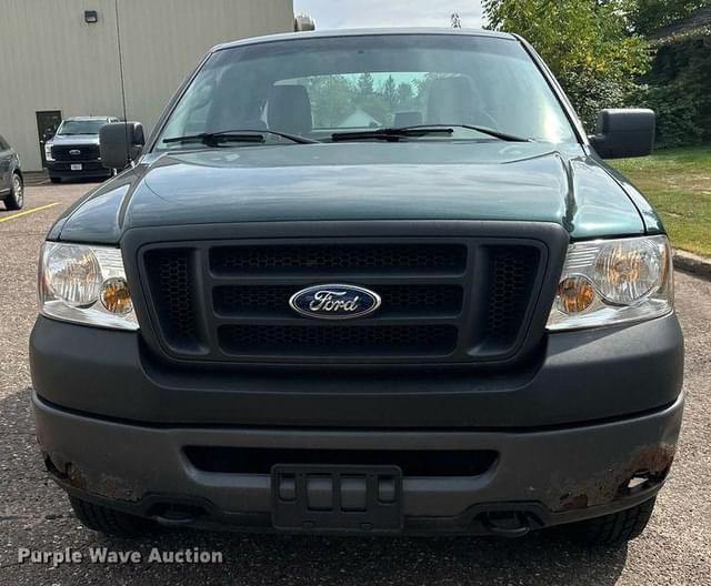 Image of Ford F-150 equipment image 1