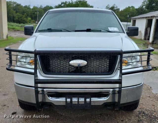 Image of Ford F-150 equipment image 1