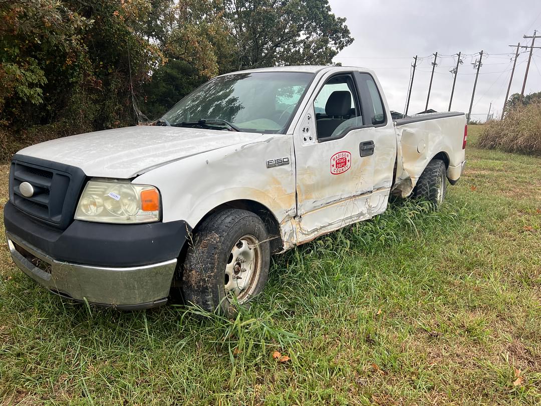 Image of Ford F-150 Primary image