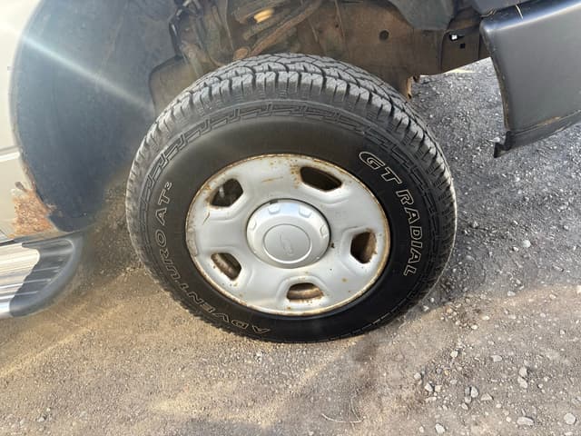 Image of Ford F-150 equipment image 3
