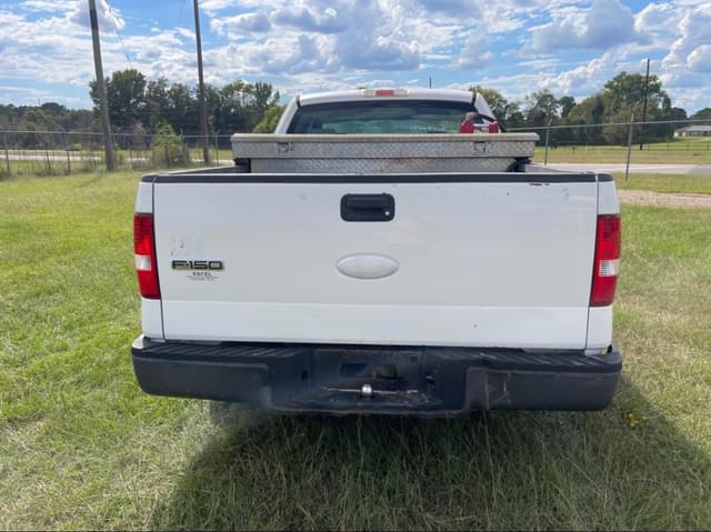 Image of Ford F-150 equipment image 4