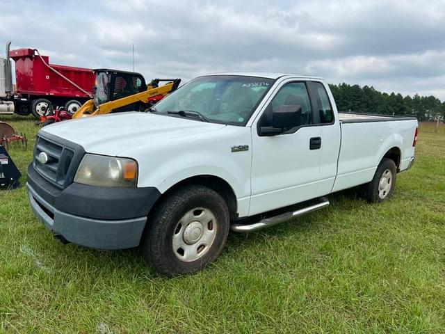 Image of Ford F-150 equipment image 2