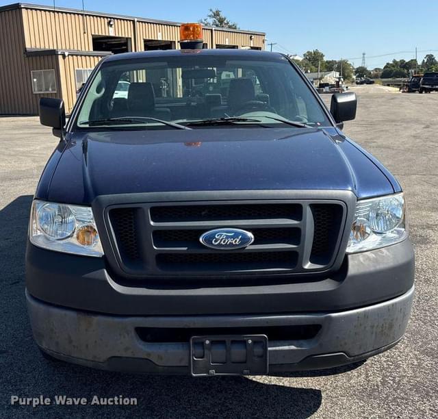 Image of Ford F-150 equipment image 1