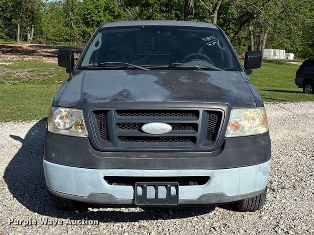 Image of Ford F-150 equipment image 1