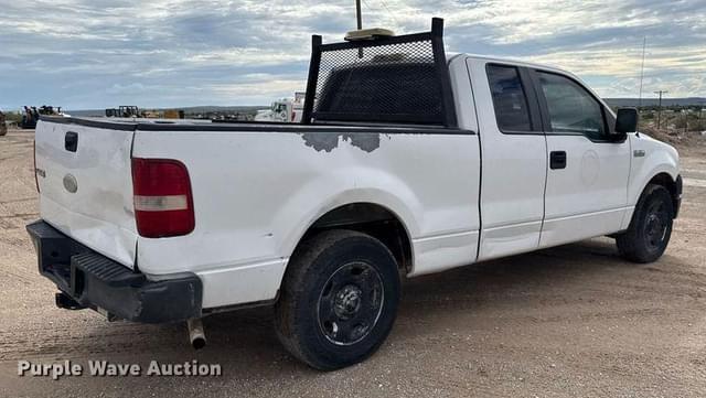 Image of Ford F-150 equipment image 4