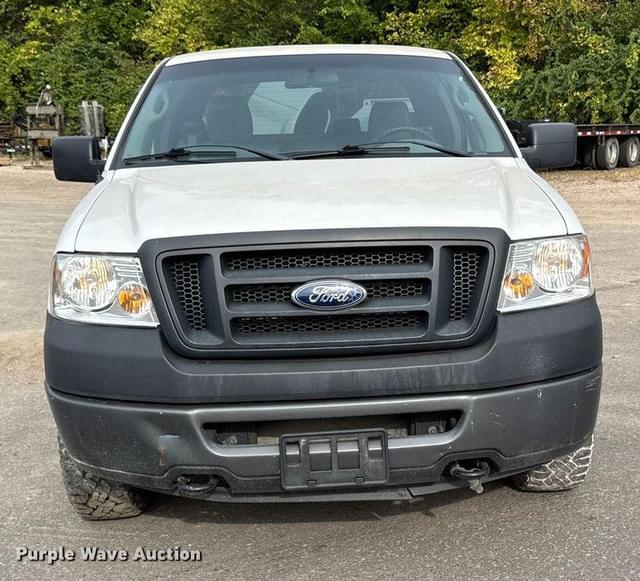 Image of Ford F-150 equipment image 1