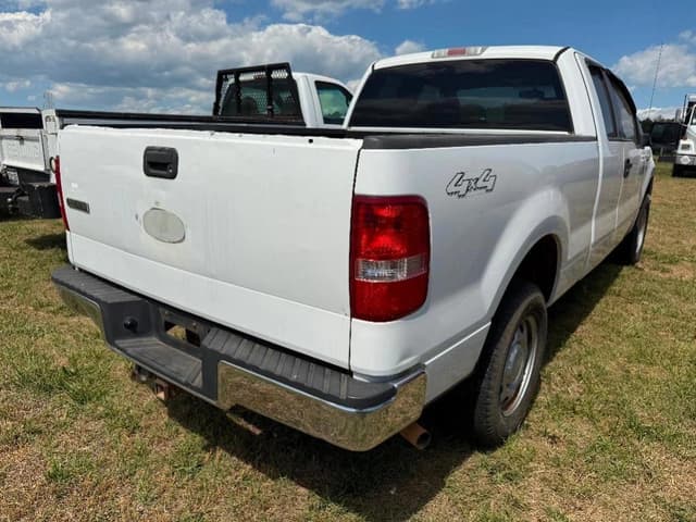 Image of Ford F-150 equipment image 3